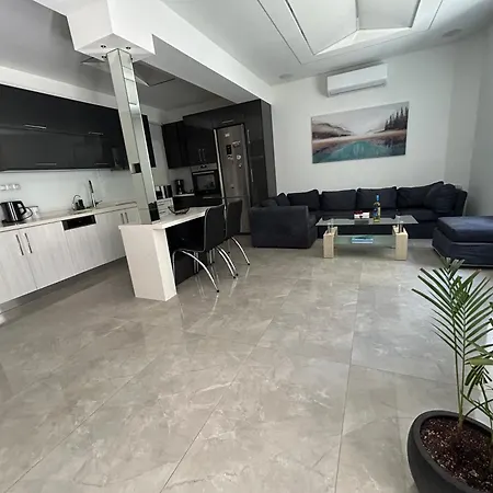 Villa Ivory Style Maisonette Near Downtown Heraklion